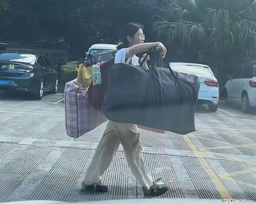 全网追的“扁担女孩”，找了一份暑假工，时薪12元 - 潍坊生活资讯 - 潍坊28生活网 wf.28life.com